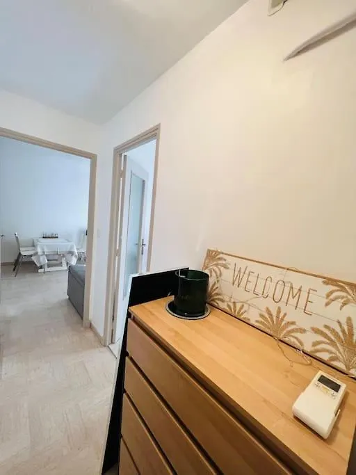 Apartment Studio 4 Couchages A 200 M De La Plage Avec Garage, Linge De Maison Et Serviettes Pour 30 Euros En Option Juan-les-Pins